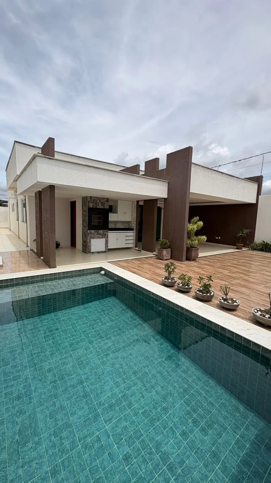 Casa a venda fora de condomínio 